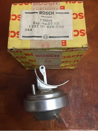 VW NOS. 1 237 121 925 Vacuum Advance Canister